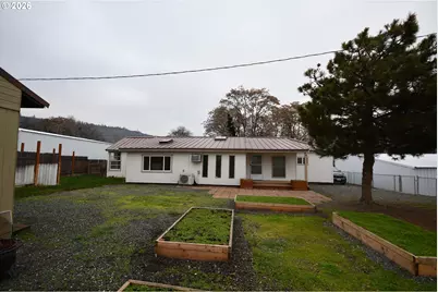 918 Snipes St, The Dalles, OR 97058 - Photo 40