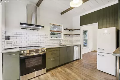 1248 N Watts St, Portland, OR 97217 - Photo 10