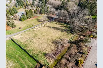 12395 Clara Ln, Lake Oswego, OR 97035 - Photo 8