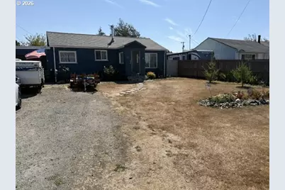 1704 Maple St, Myrtle Point, OR 97458 - Photo 1