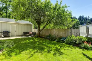 131 SE 74th Ave, Portland, OR 97215 - Photo 26