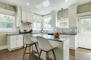 131 SE 74th Ave, Portland, OR 97215 - Photo 10