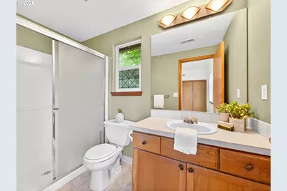 19332 Silverfox Pkwy, Oregon City, OR 97045 - Photo 18