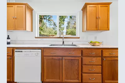 19332 Silverfox Pkwy, Oregon City, OR 97045 - Photo 12