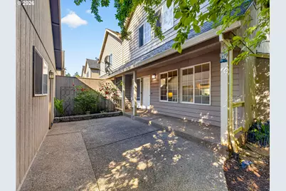 19332 Silverfox Pkwy, Oregon City, OR 97045 - Photo 2