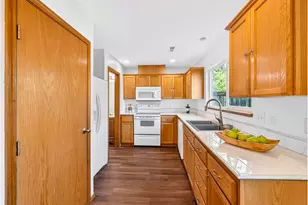 19332 Silverfox Pkwy, Oregon City, OR 97045 - Photo 10