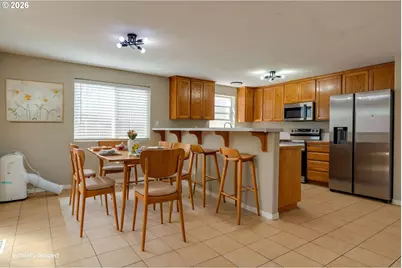 19790 SW Yocom Ln, Beaverton, OR 97007 - Photo 8