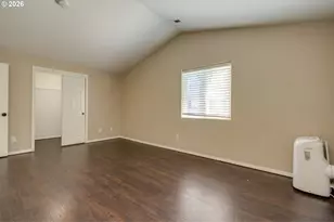 19790 SW Yocom Ln, Beaverton, OR 97007 - Photo 18