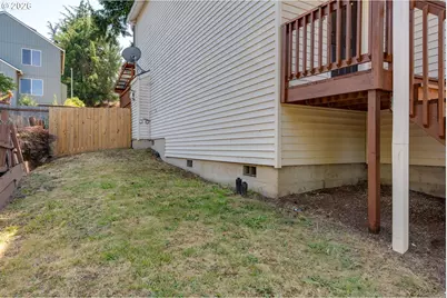 19790 SW Yocom Ln, Beaverton, OR 97007 - Photo 36