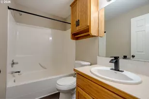19790 SW Yocom Ln, Beaverton, OR 97007 - Photo 20