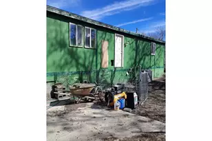 235 S H St, Lakeview, OR 97630 - Photo 2