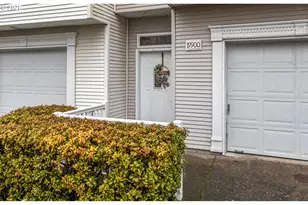 19900 SW Poplarwood Pl, Tualatin, OR 97062 - Photo 1