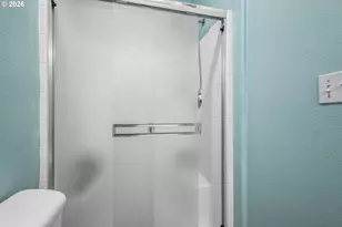 19900 SW Poplarwood Pl, Tualatin, OR 97062 - Photo 18