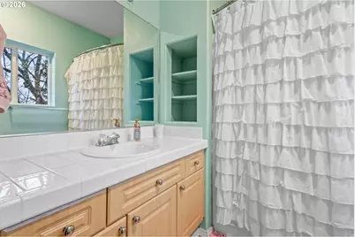 19900 SW Poplarwood Pl, Tualatin, OR 97062 - Photo 24