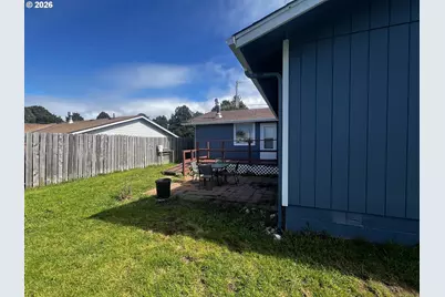 29760 Shore Pine Ln, Gold Beach, OR 97444 - Photo 4