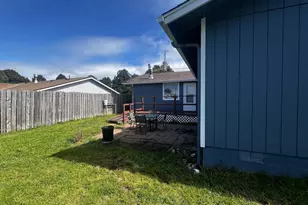 29760 Shore Pine Ln, Gold Beach, OR 97444 - Photo 4