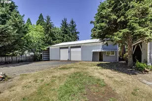 31995 NW Wascoe St, North Plains, OR 97133 - Photo 32