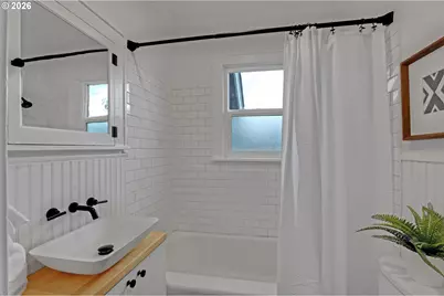 5630 SE Francis St, Portland, OR 97206 - Photo 16