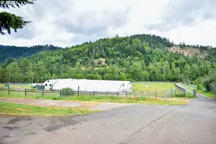 321 N Frontage Rd, Wolf Creek, OR 97497 - Photo 44
