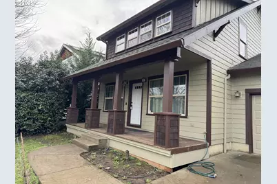 220 SE Hope Ct, Sheridan, OR 97378 - Photo 2