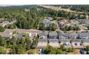 1036 9th St, Florence, OR 97439 - Photo 46