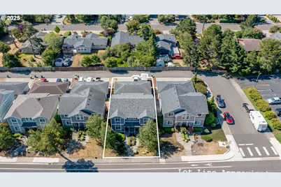 1036 9th St, Florence, OR 97439 - Photo 6