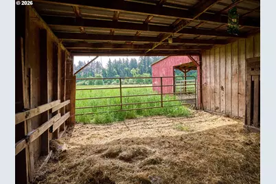 5724 S Anderson Rd, Aurora, OR 97002 - Photo 32