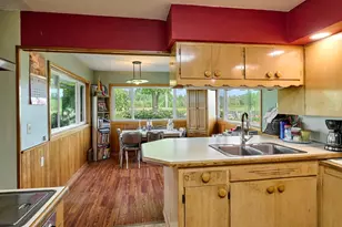 5724 S Anderson Rd, Aurora, OR 97002 - Photo 8