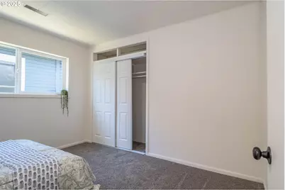 176 SE Hoover Ave, Roseburg, OR 97470 - Photo 18