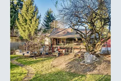 11821 SE Yamhill St, Portland, OR 97216 - Photo 22