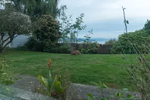 1332 Bayview St, North Bend, OR 97459 - Photo 46