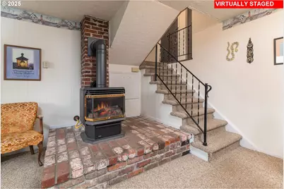 1332 Bayview St, North Bend, OR 97459 - Photo 32