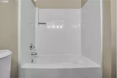 9703 SW 51st Ave, Portland, OR 97219 - Photo 20