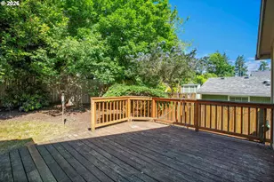 9703 SW 51st Ave, Portland, OR 97219 - Photo 26