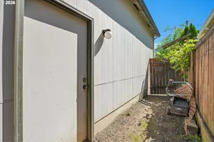 9703 SW 51st Ave, Portland, OR 97219 - Photo 30