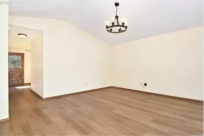 9703 SW 51st Ave, Portland, OR 97219 - Photo 10