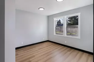 550 SE 8th Ave, Hillsboro, OR 97123 - Photo 10