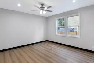 550 SE 8th Ave, Hillsboro, OR 97123 - Photo 6