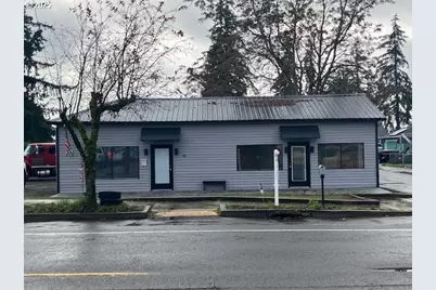 704 E Main St, Molalla, OR 97038 - Photo 1