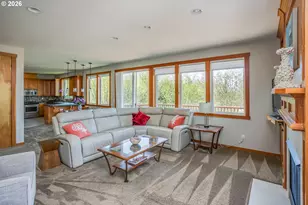 2165 Skyline Dr, Seaside, OR 97138 - Photo 10