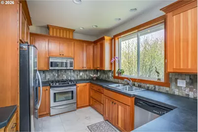 2165 Skyline Dr, Seaside, OR 97138 - Photo 14
