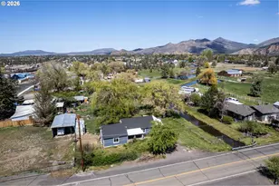 847 C Ave, Terrebonne, OR 97760 - Photo 4