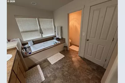 7700 NE 54th Ave, Vancouver, WA 98661 - Photo 16