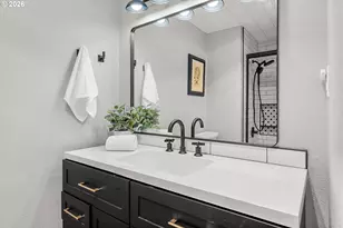 5226 SW Taylors Ferry Rd, Portland, OR 97219 - Photo 22