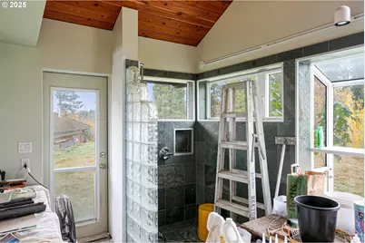 4300 Briar Knob Loop NE, Scotts Mills, OR 97375 - Photo 38