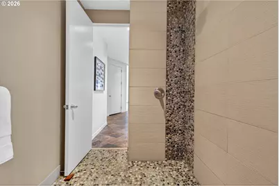 7616 NW Thompson Rd, Portland, OR 97229 - Photo 18