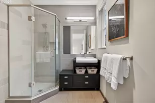 7616 NW Thompson Rd, Portland, OR 97229 - Photo 26