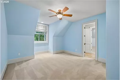 1261 SW Underhill Rd, Portland, OR 97219 - Photo 32