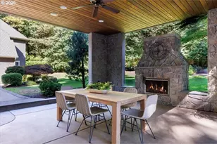 1261 SW Underhill Rd, Portland, OR 97219 - Photo 44