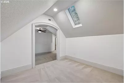 1261 SW Underhill Rd, Portland, OR 97219 - Photo 36